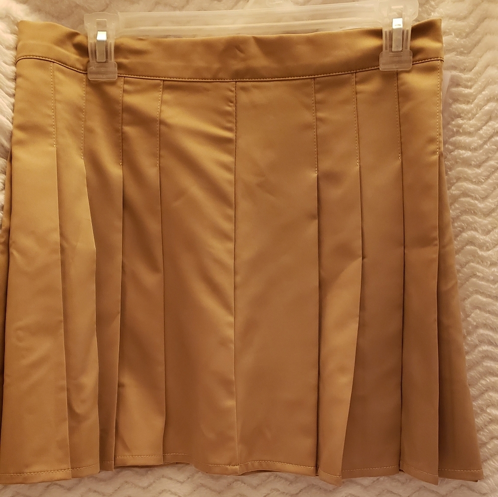 NWT ROMWE skirt
